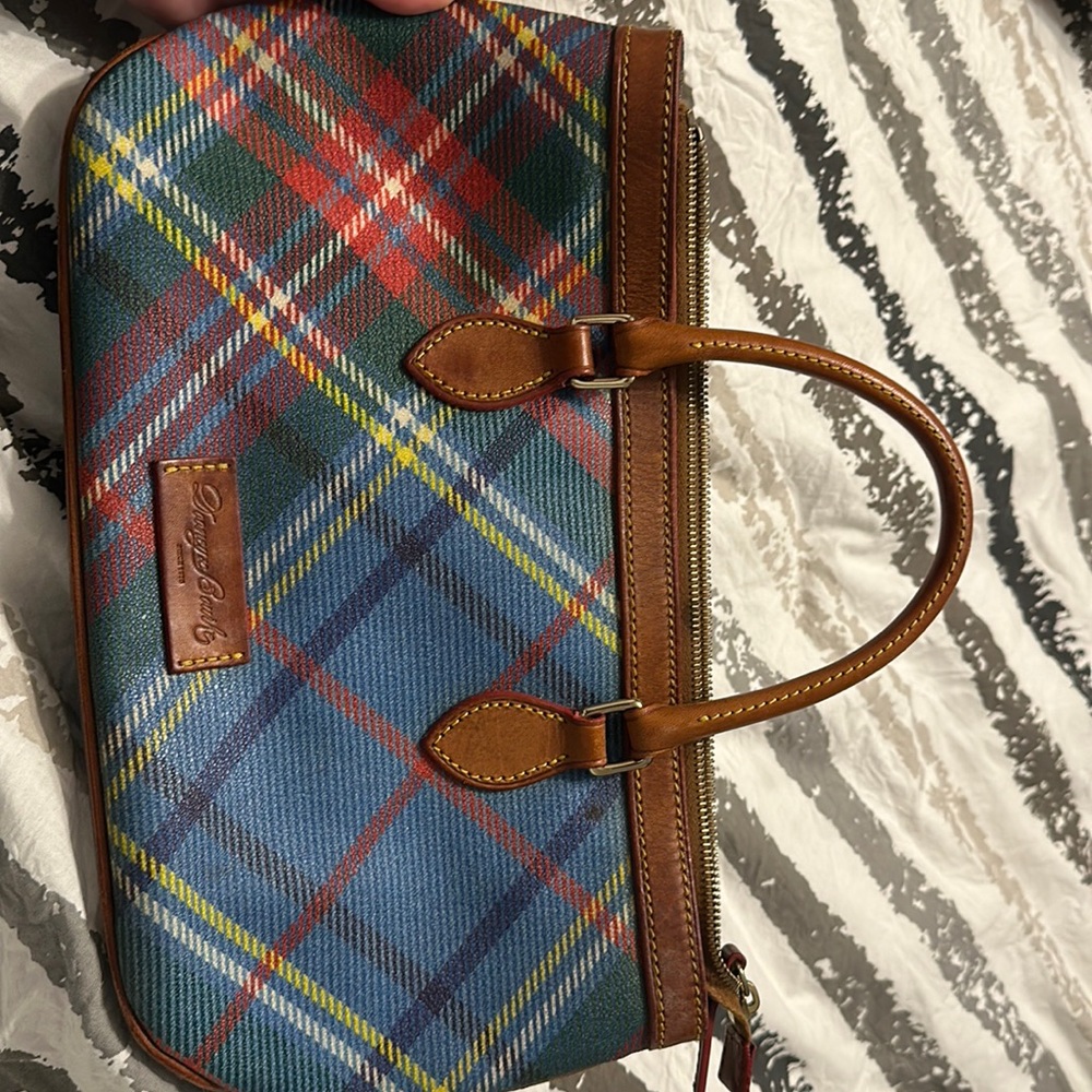Dooney & Bourke original plaid purse. Like new only used few times.